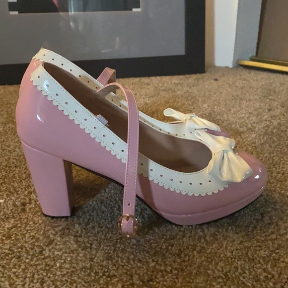 Doll Cosplay Heels - Picture 5 of 7